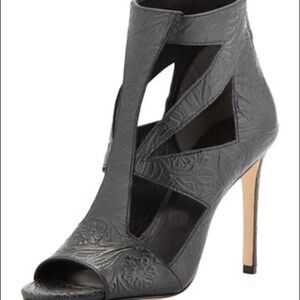 RACHEL Rachel Roy Black Heeled Sandals